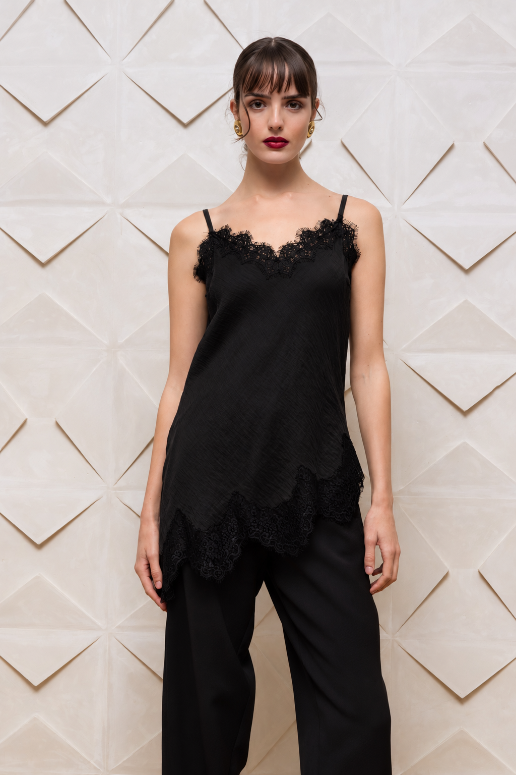 JAYLA LACE TRIM TOP BLACK