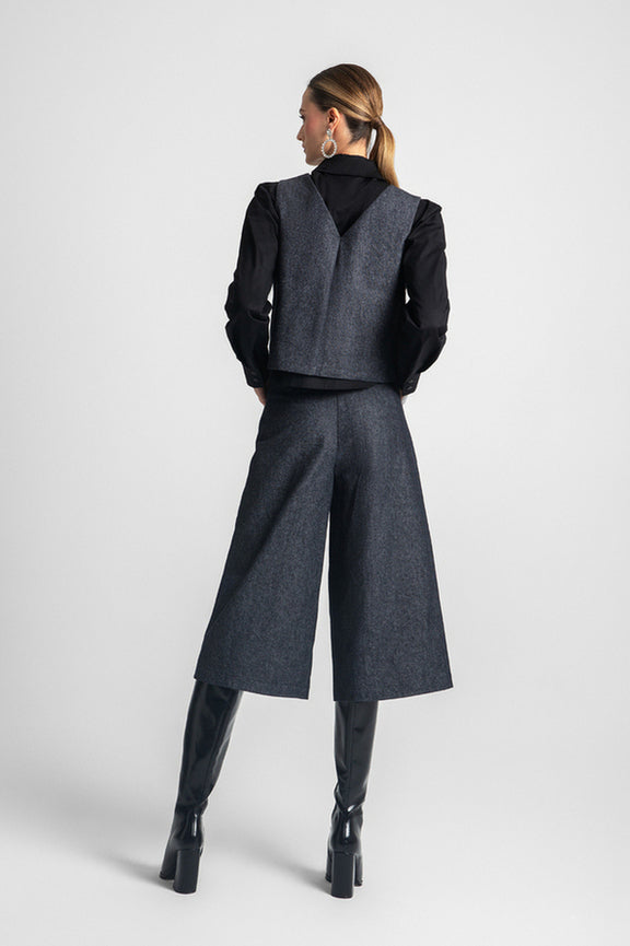 SHELLY ECO LEATHER SHORTS - Vesta Donna