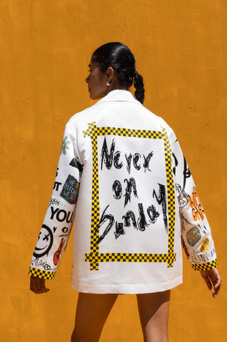 OUT OF LINE JACKET WHITE