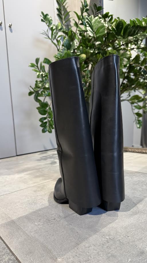 GOOZY LEATHER BOOTS - Vesta Donna