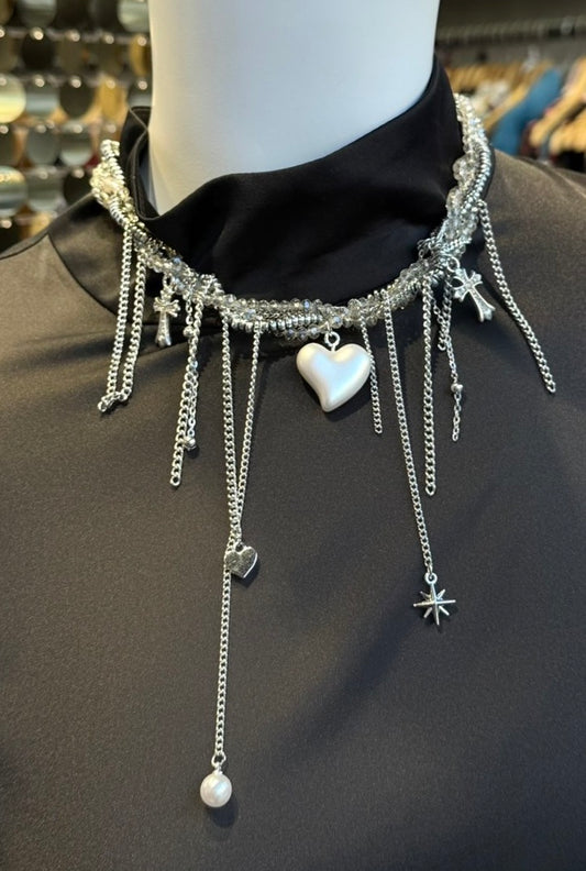 ΚΟΛΙΕ ΧΑΝΤΡΕΣ ΑΛΥΣΙΔΕΣ ΜΕ ΚΡΕΜΑΣΤΗ ΚΑΡΔΙΑ