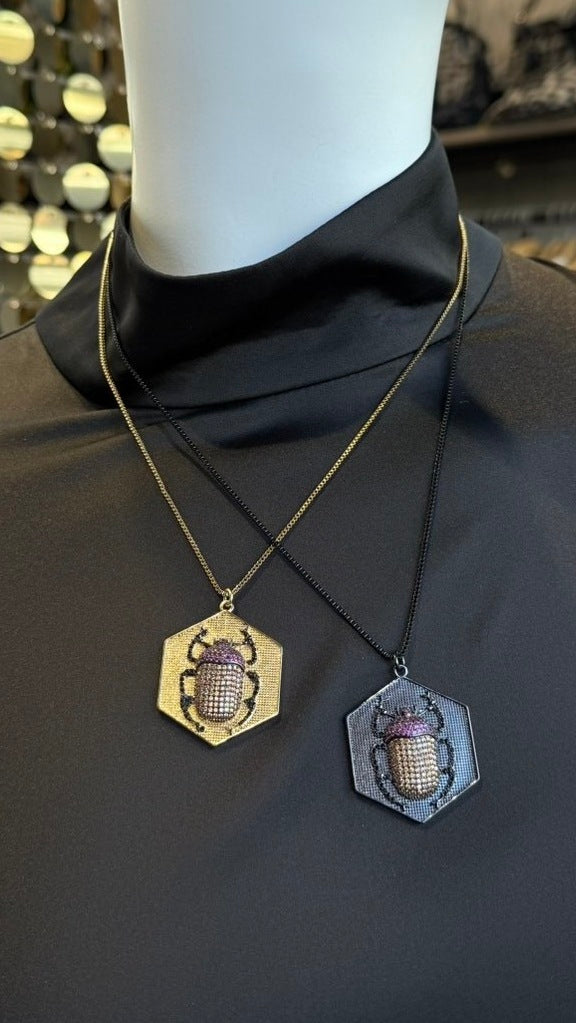 ΚΟΛΙΕ ΑΛΥΣΙΔΑ ΜΕ ΚΡΕΜΑΣΤΟ ΣΚΑΡΑΒΑΙΟ