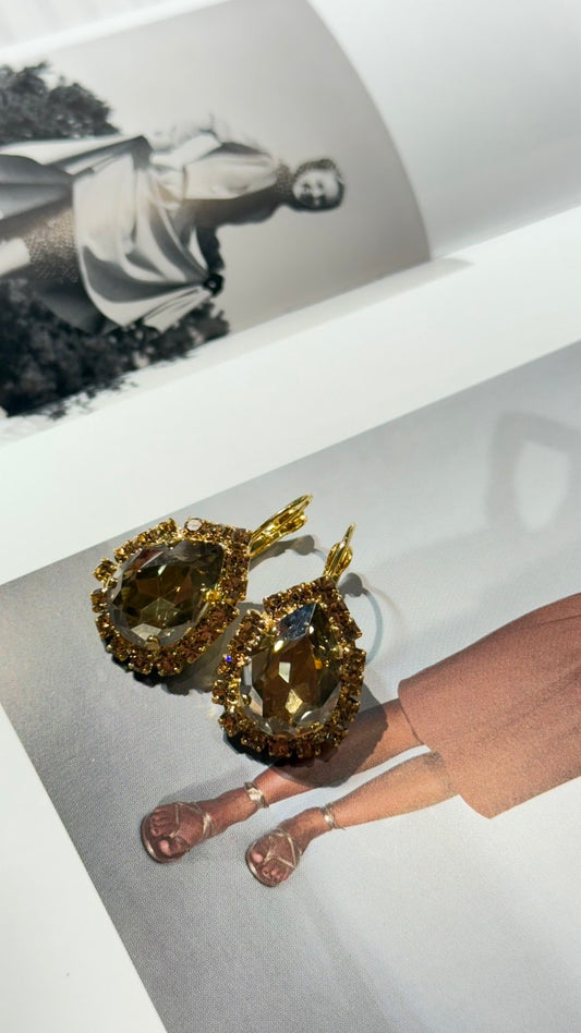 ΣΚΟΥΛΑΡΙΚΙΑ ΔΑΚΡΥ BROWN