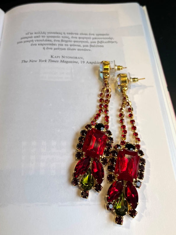 Vesta Donna  ΚΡΕΜΑΣΤΑ ΣΚΟΥΛΑΡΙΚΙΑ ΜΕ ΚΟΚΚΙΝΑ ΣΤΡΑΣ - Vesta Donna