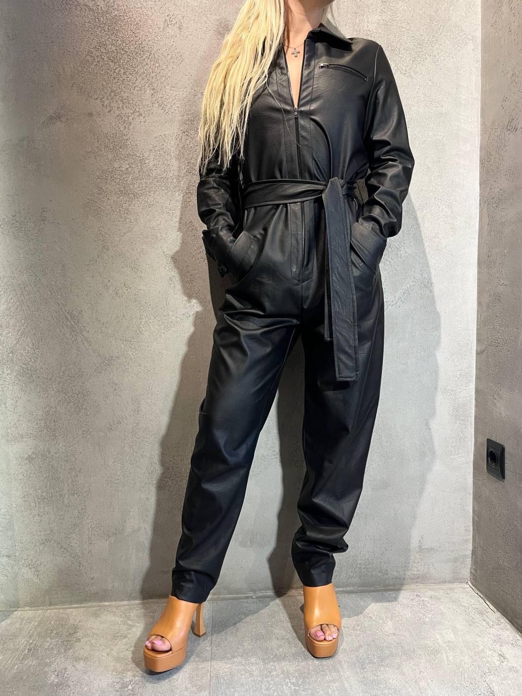 ELEANORA JUMPSUIT BLACK - Vesta Donna