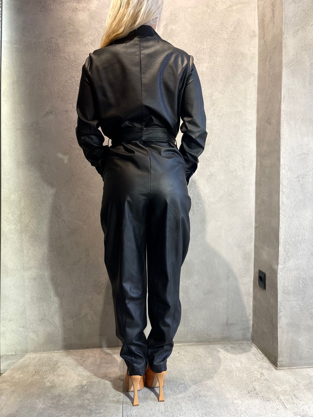 ELEANORA JUMPSUIT BLACK - Vesta Donna