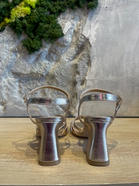 Italians MIA GOLD SANDALS - Vesta Donna