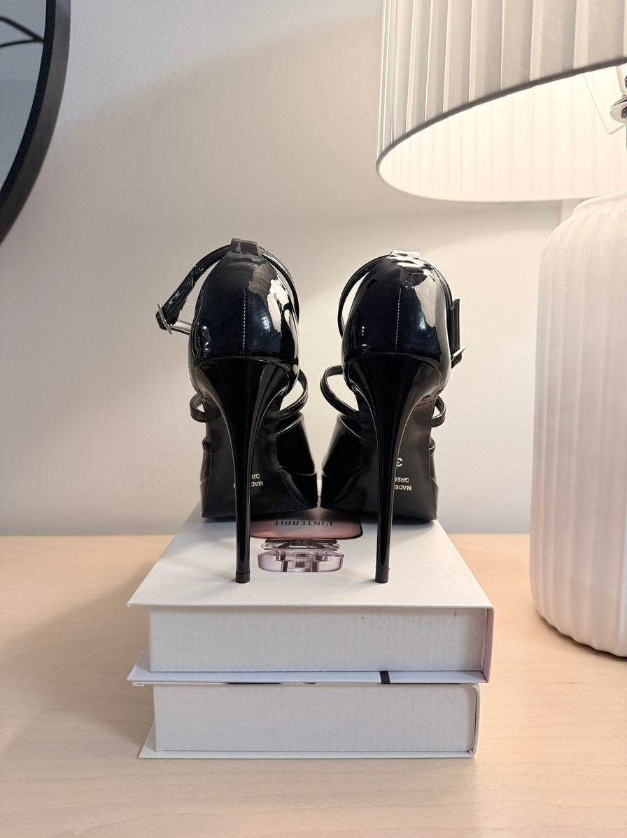 NAIDA PATENT HEELS
