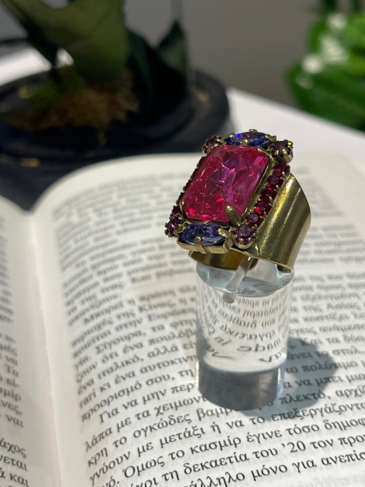 ΔΑΧΤΥΛΙΔΙ ΜΕ ΦΟΥΞΙΑ ΠΕΤΡΑ - Vesta Donna