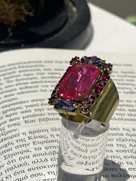 ΔΑΧΤΥΛΙΔΙ ΜΕ ΦΟΥΞΙΑ ΠΕΤΡΑ - Vesta Donna