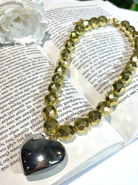 ΚΟΛΙΕ ΜΕ ΠΟΛΥΓΩΝΙΚΕΣ ΧΑΝΤΡΕΣ ΚΑΙ ΚΡΕΜΑΣΤΗ ΚΑΡΔΙΑ - Vesta Donna