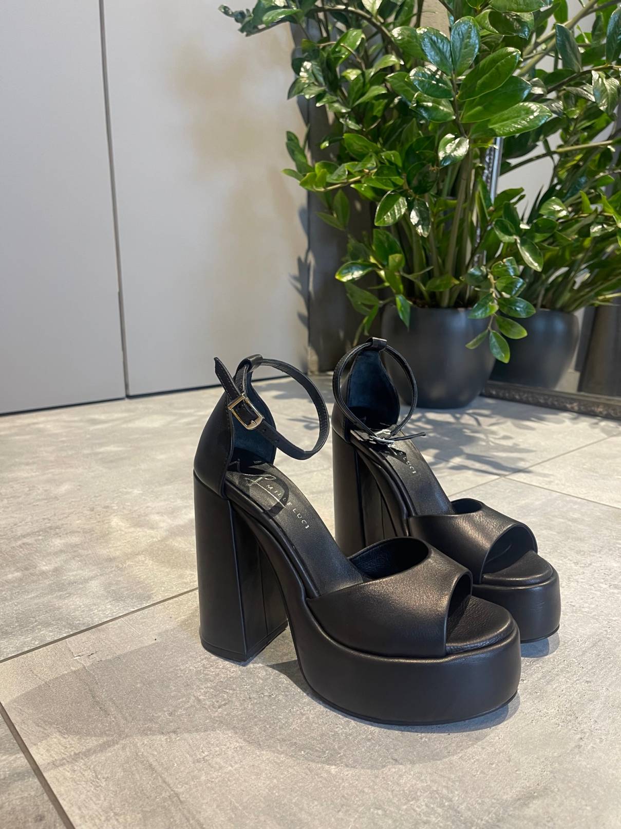 Mille Luci HIGH END HEELS - Vesta Donna