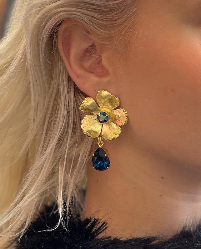 ΣΚΟΥΛΑΡΙΚΙΑ ΛΟΥΛΟΥΔΙ - Vesta Donna