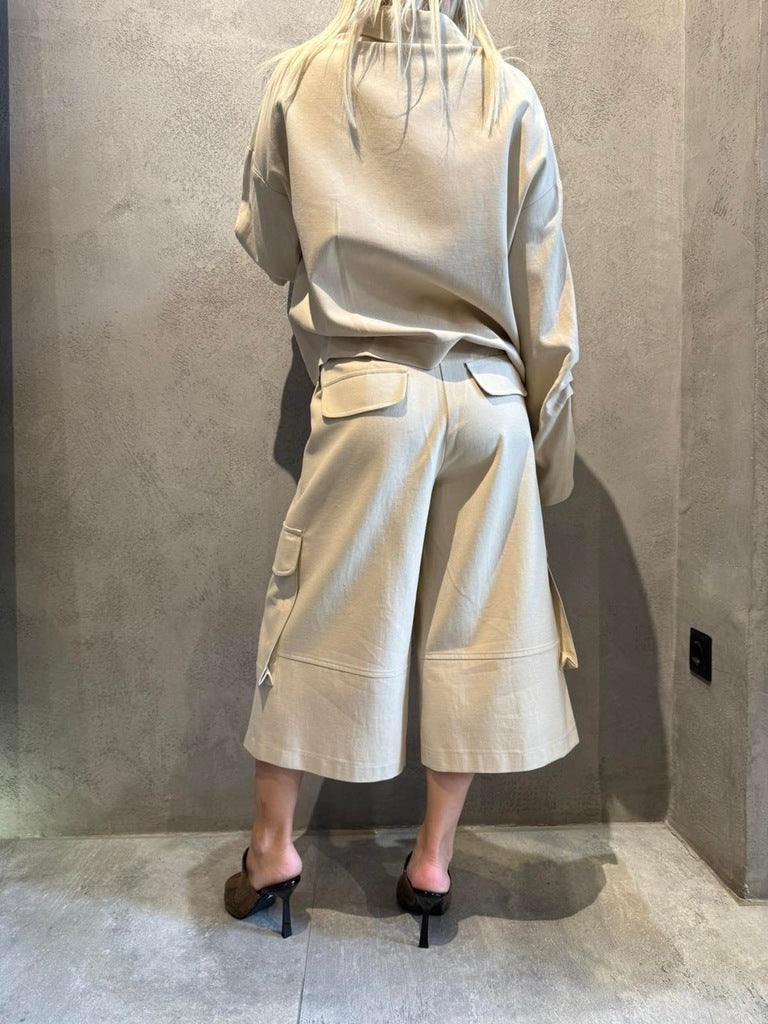 LIZZA BERMUDA SHORTS SAND