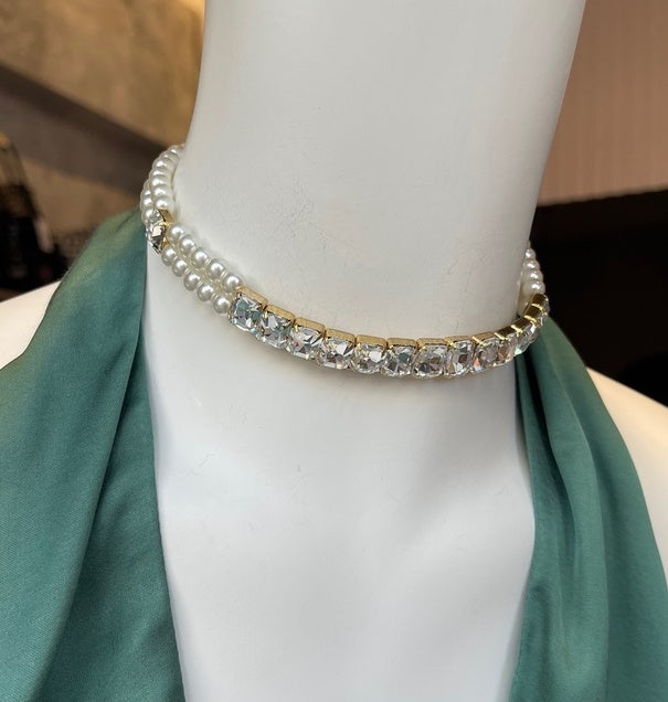 CHOKER ΜΕ ΣΤΡΑΣ ΚΑΙ ΠΕΡΛΕΣ - Vesta Donna