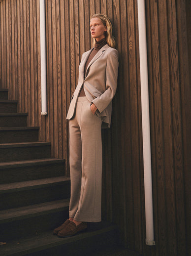 GILLIAN SUIT BEIGE