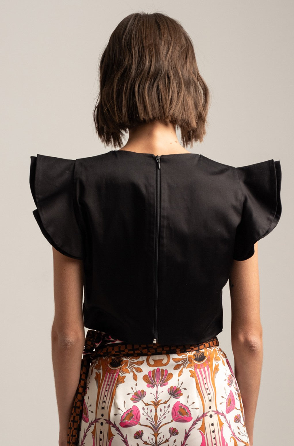 Peace & Chaos PETAL TOP BLACK - Vesta Donna
