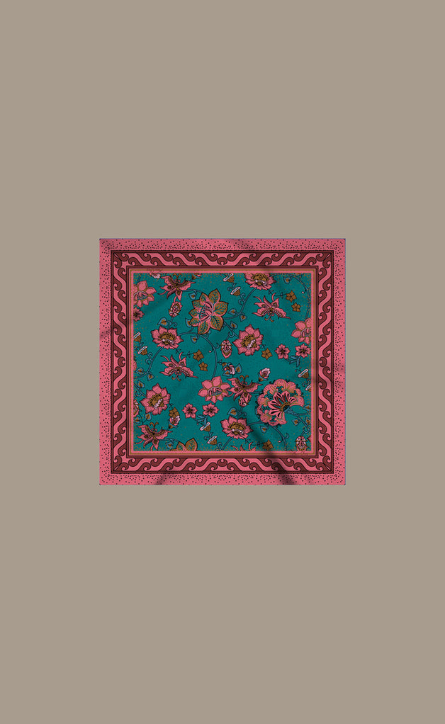 MAGNOLIA SCARF