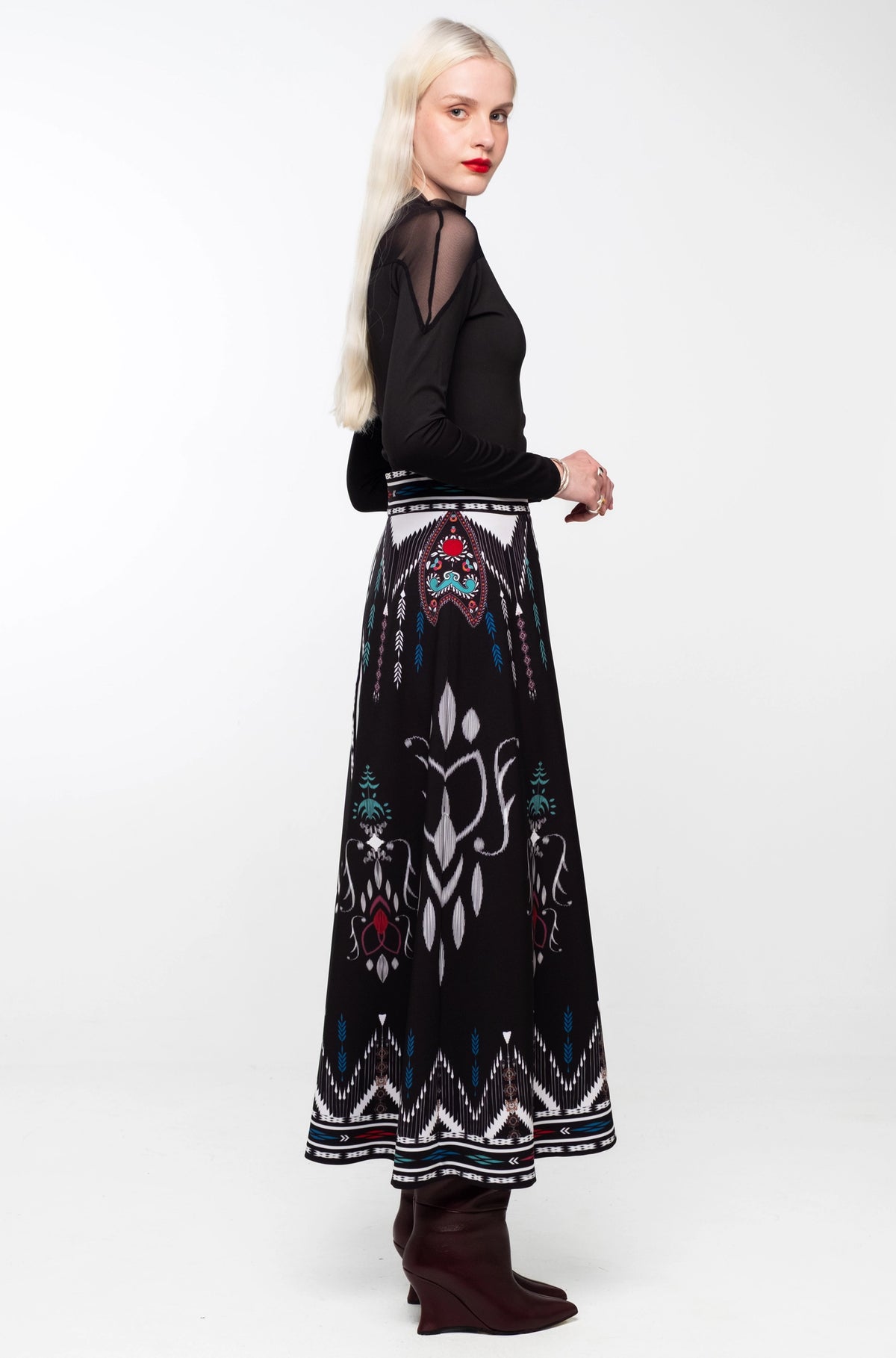 LEGEND LONG SKIRT