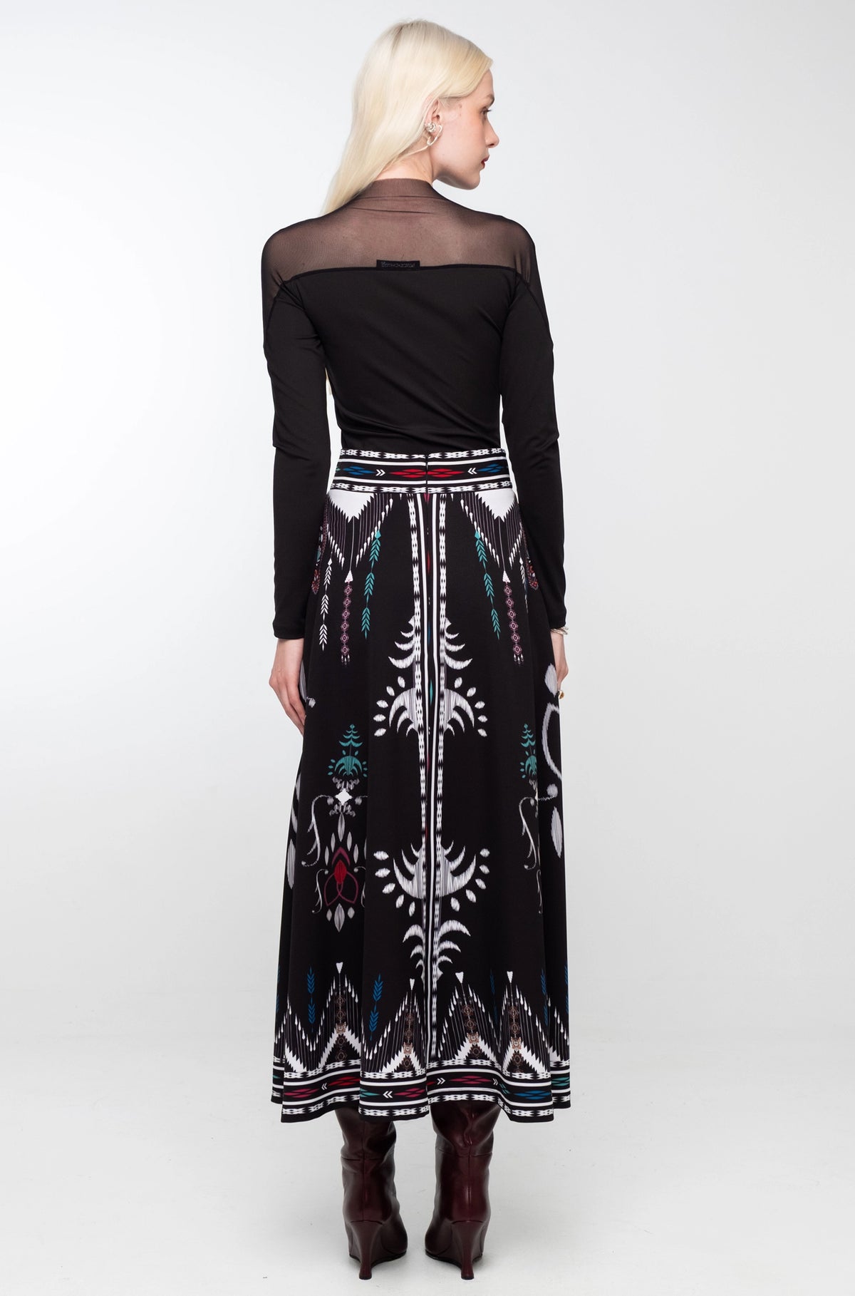 LEGEND LONG SKIRT