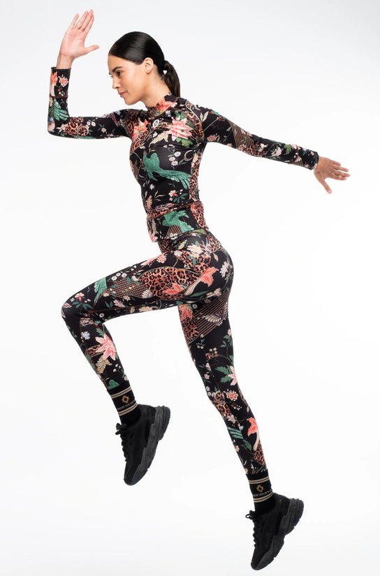 SACRED WILD PERFORMANCE TOP