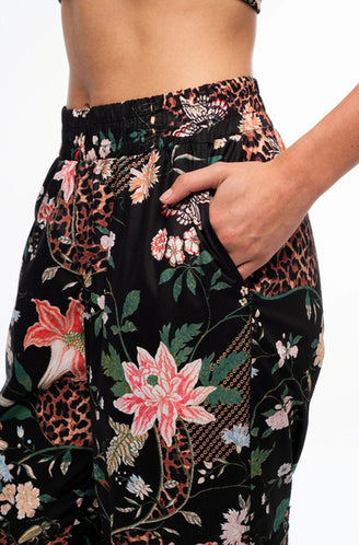 SACRED WILD TRAINING PANTS