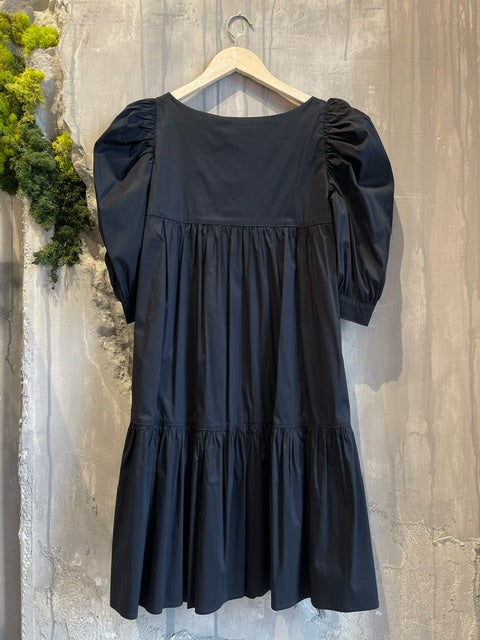 Nema ΦΟΡΕΜΑ ΠΟΠΛΙΝΑ ΜΕ ΤΕΤΡΑΓΩΝΟ ΝΤΕΚΟΛΤΕ - Vesta Donna