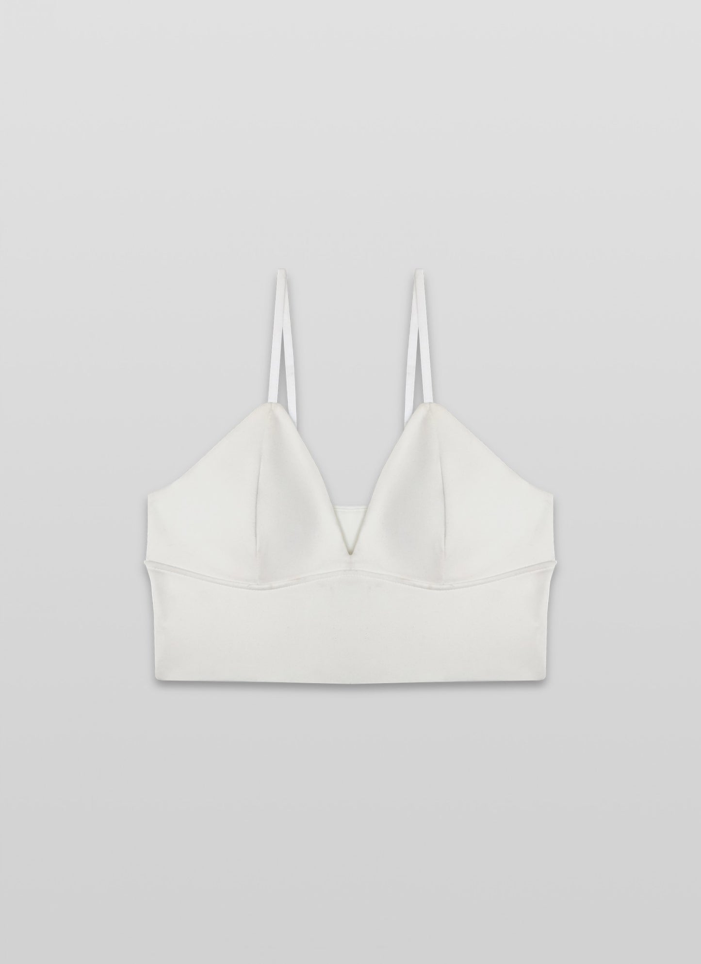 BASIC BUST WHITE