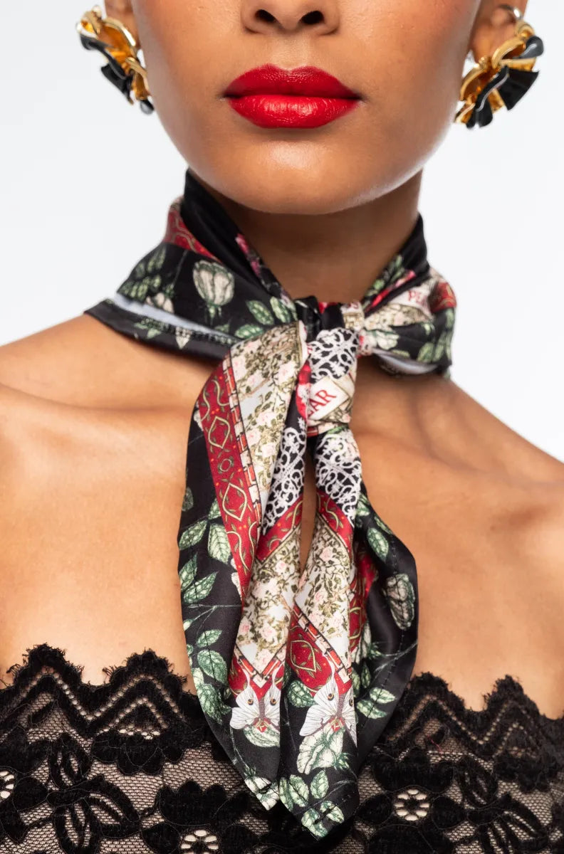 IMPERIAL SCARF