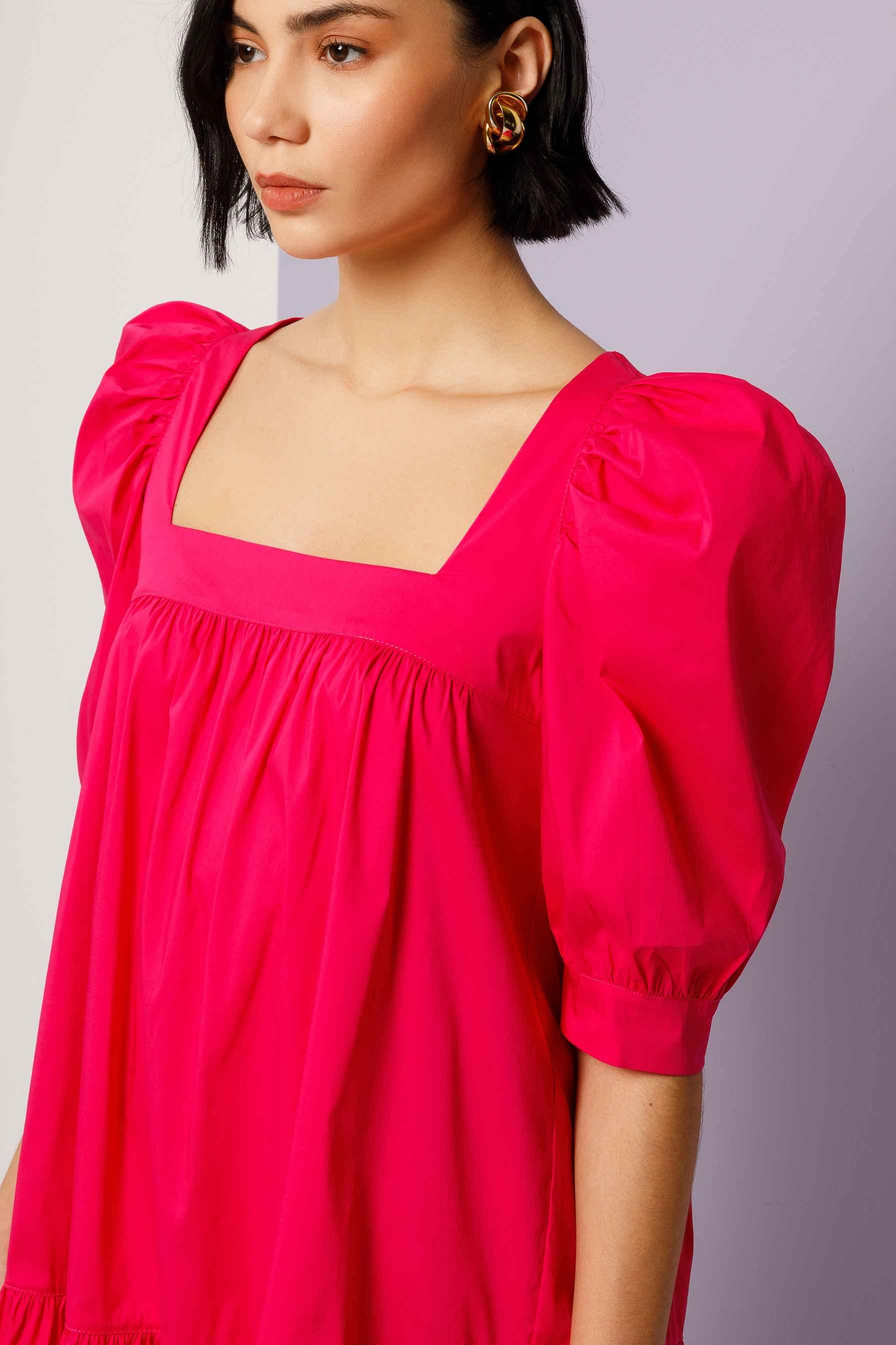 Nema ΦΟΡΕΜΑ ΠΟΠΛΙΝΑ ΜΕ ΤΕΤΡΑΓΩΝΟ ΝΤΕΚΟΛΤΕ - Vesta Donna