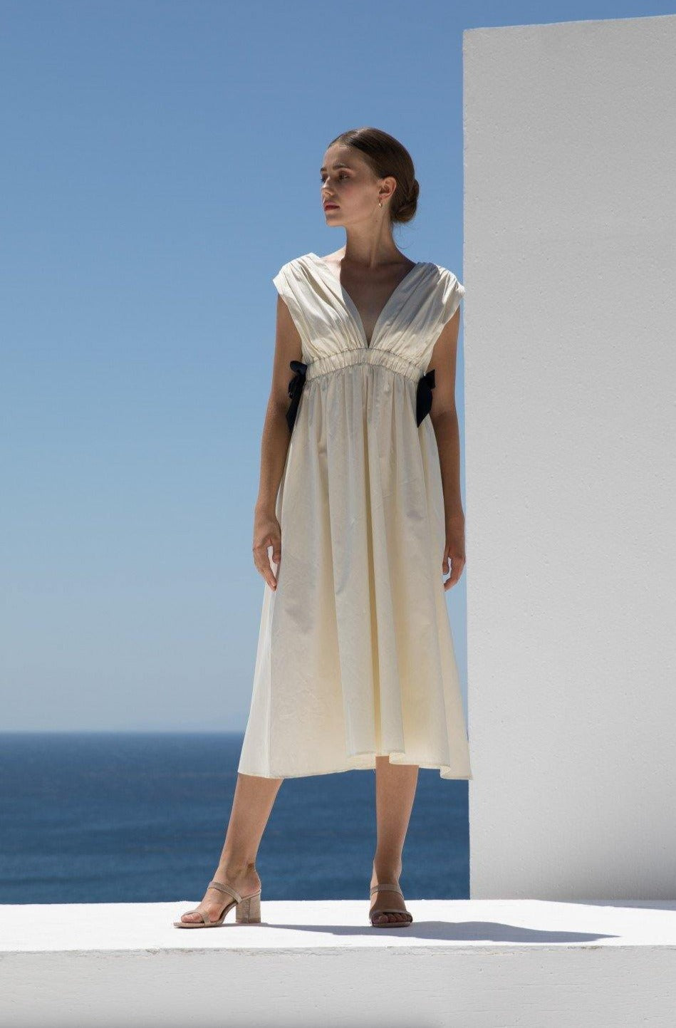 Moutaki MIDI ΦΟΡΕΜΑ ΜΕ ΣΟΥΡΕΣ ΣΤΟ ΣΤΗΘΟΣ - Vesta Donna