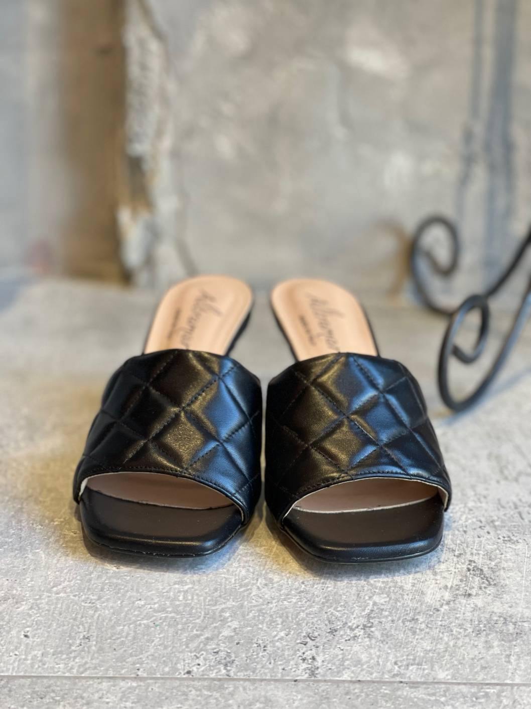 Italians ΔΕΡΜΑΤΙΝΑ ΚΑΠΙΤΟΝΕ MULES - Vesta Donna