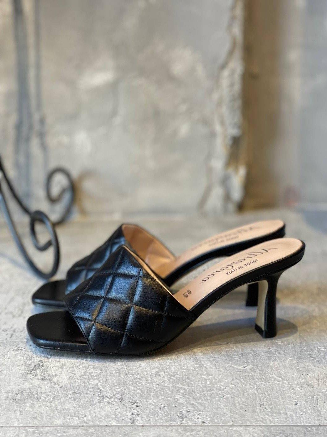 Italians ΔΕΡΜΑΤΙΝΑ ΚΑΠΙΤΟΝΕ MULES - Vesta Donna