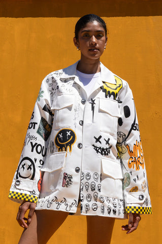 OUT OF LINE JACKET WHITE