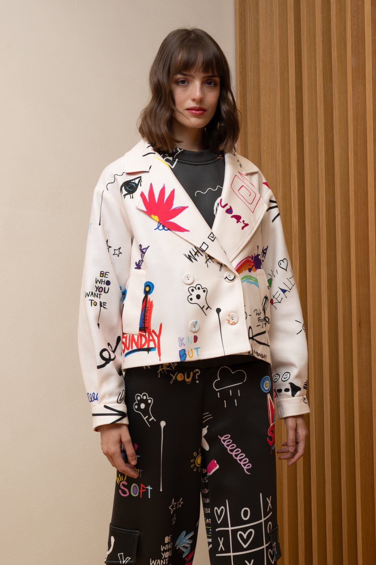 SUNDAY MOOD CROPPED JACKET