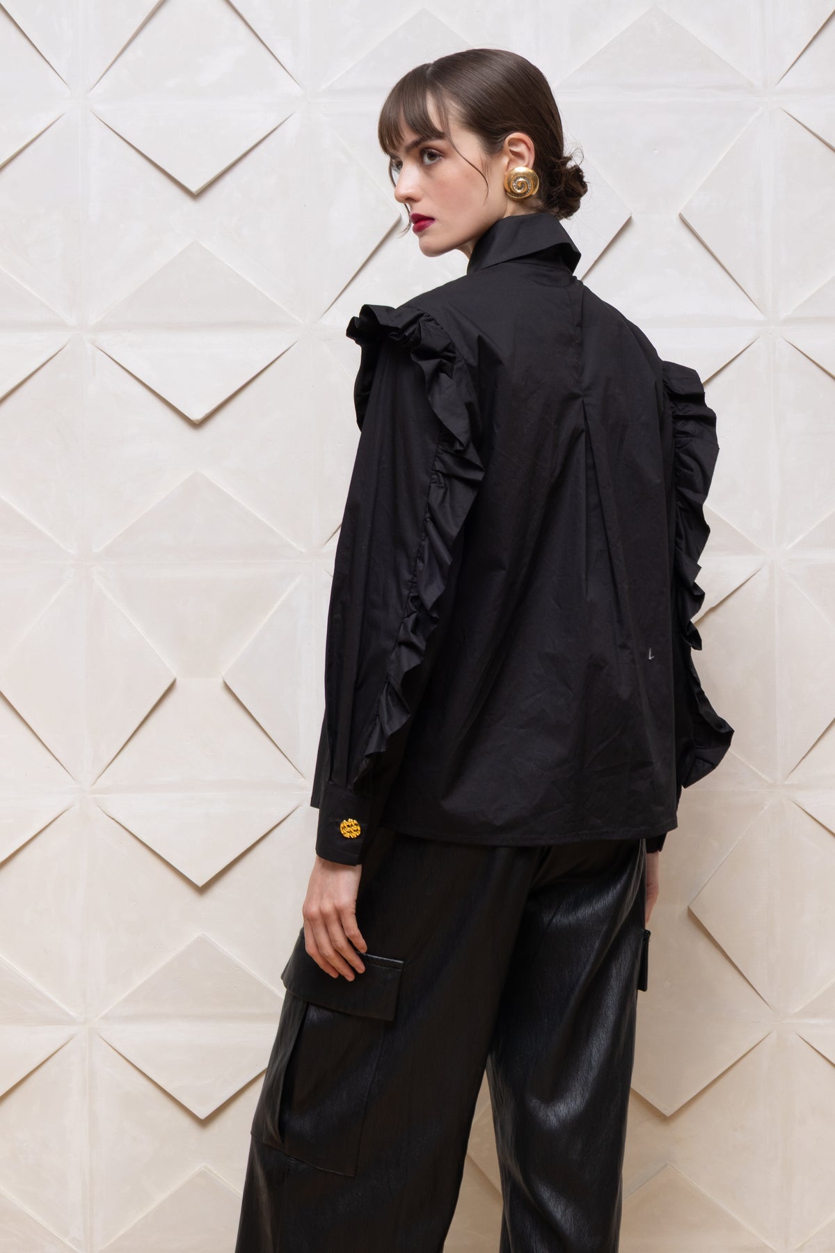 VEGGY SHIRT BLACK