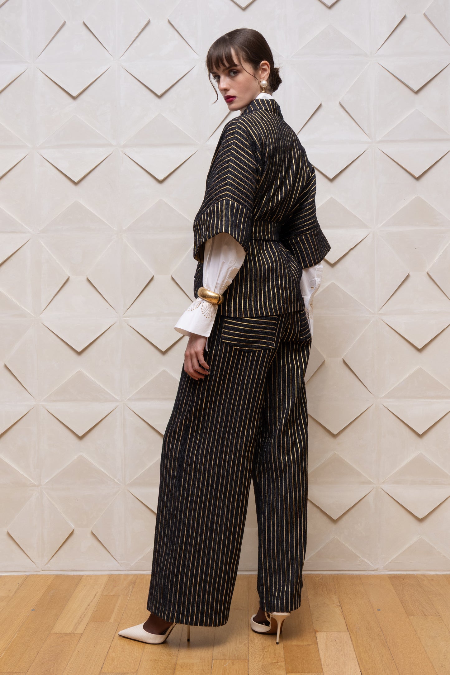 GOLDEN STRIPE SUIT