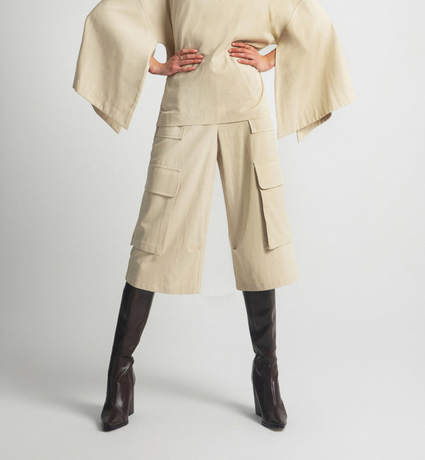 LIZZA BERMUDA SHORTS SAND