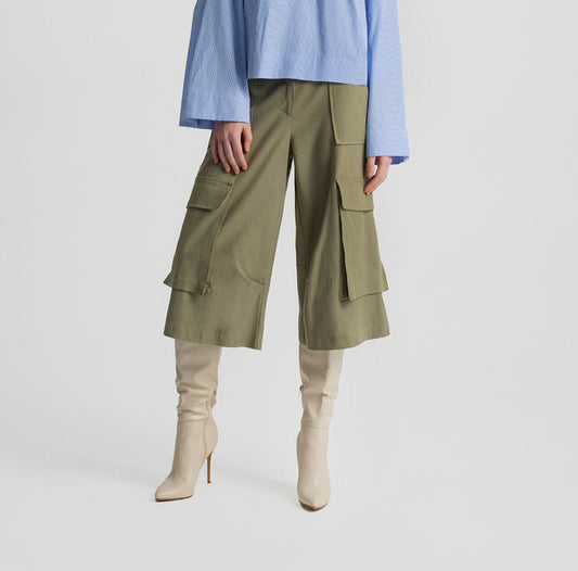 LIZZA BERMUDA SHORTS KHAKI