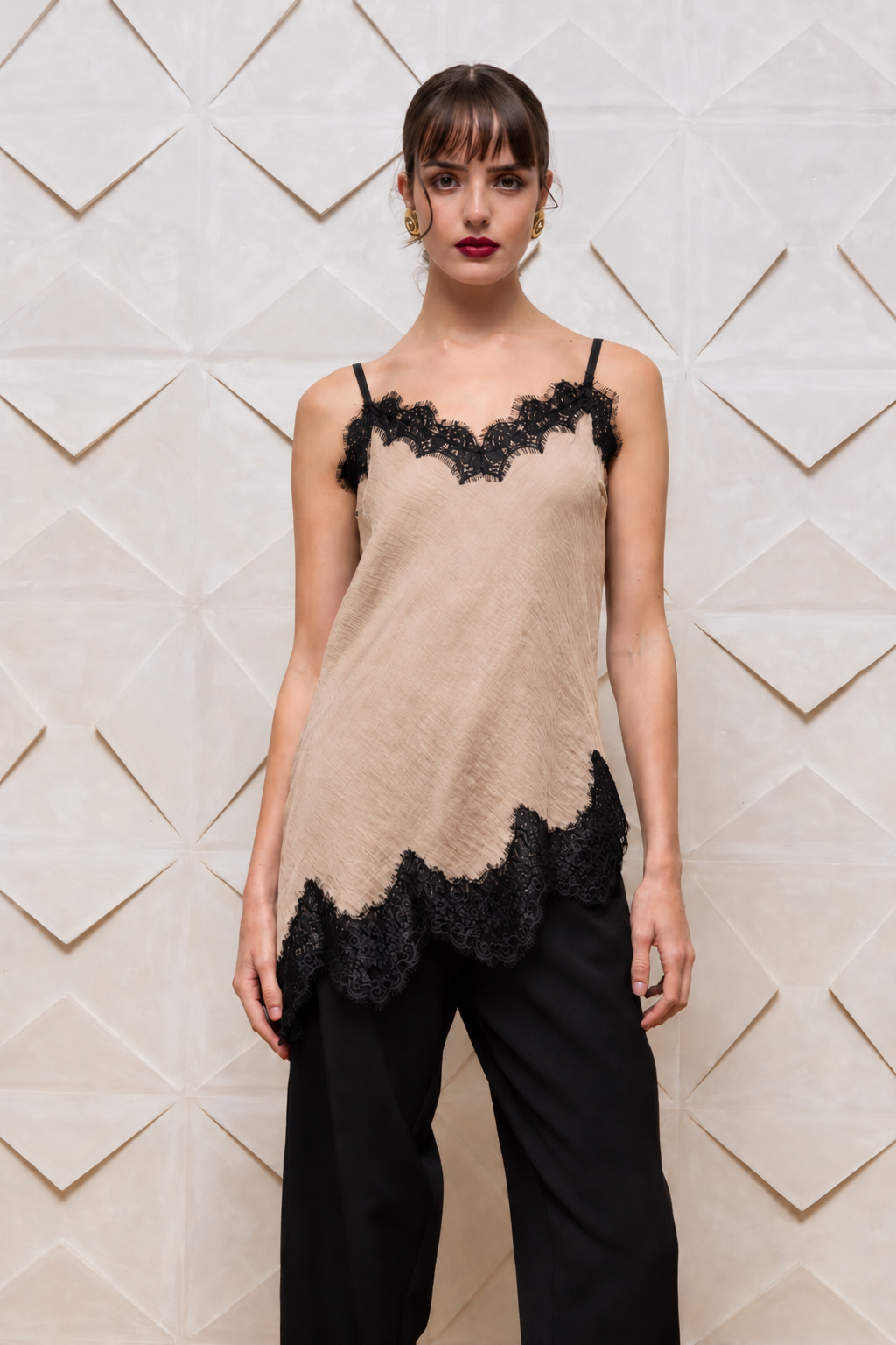 JAYLA LACE TRIM TOP BEIGE