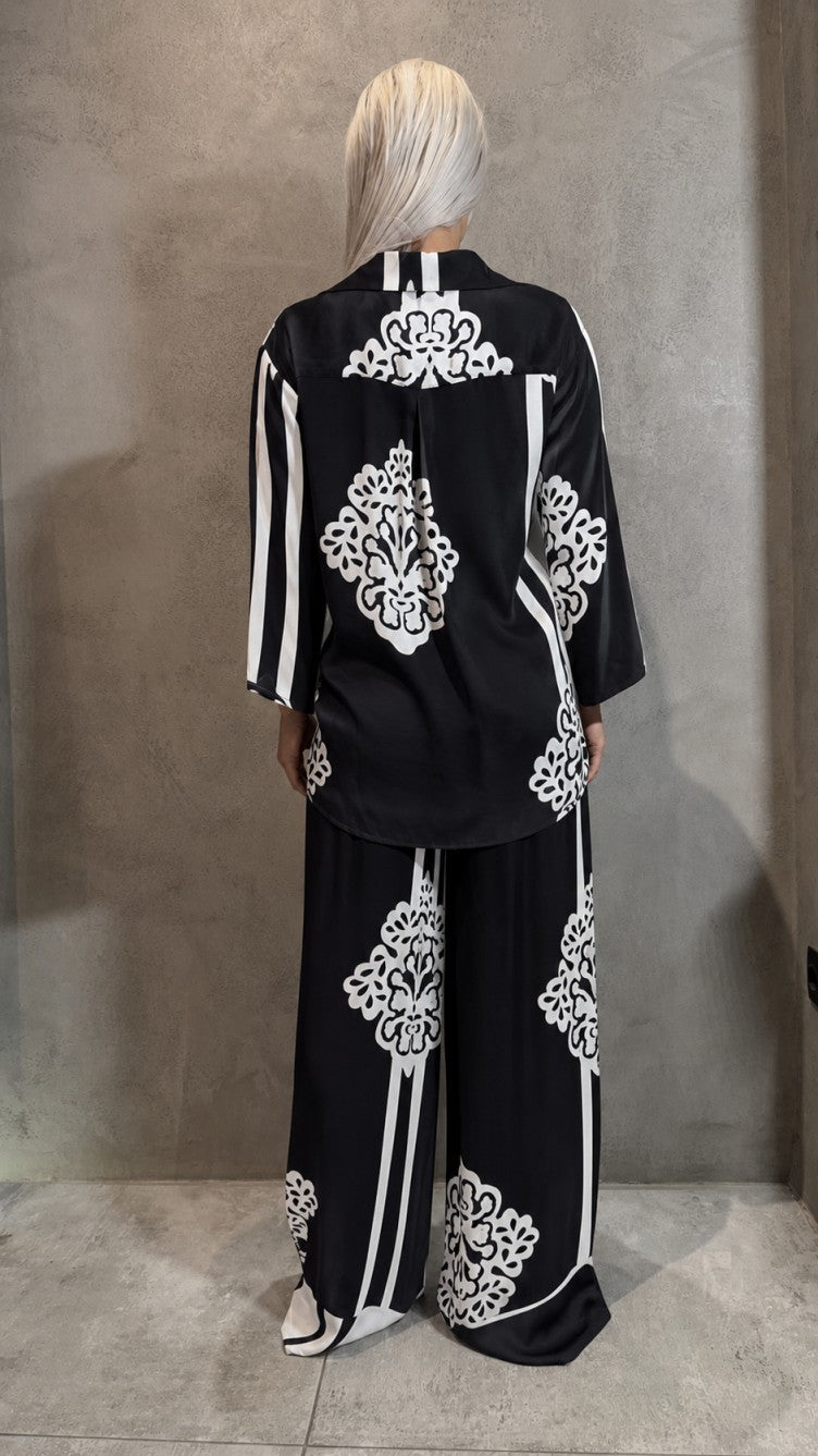 LIORA SET BLACK ECRU