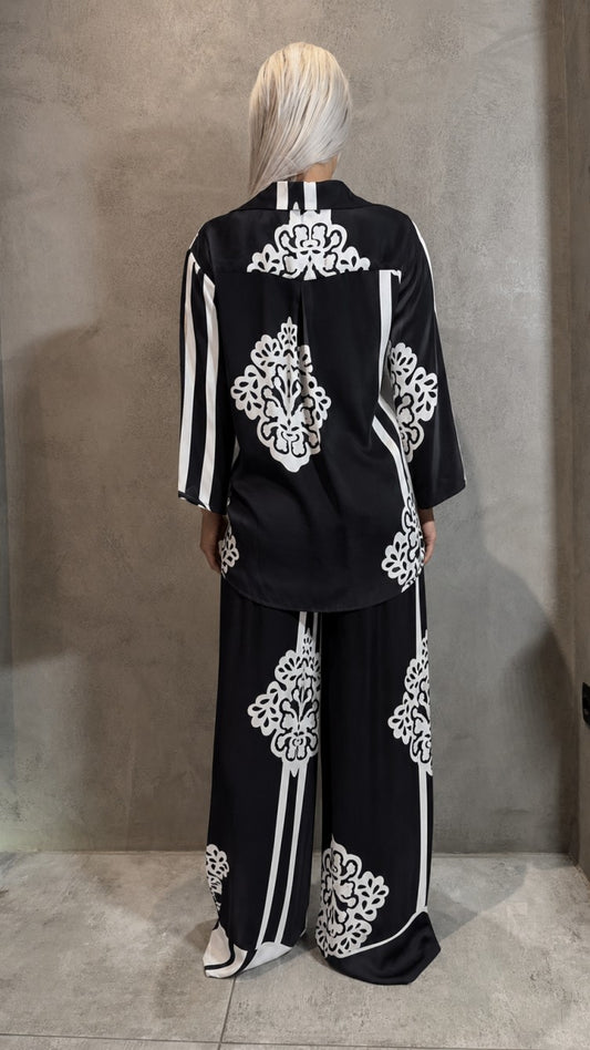 LIORA SET BLACK ECRU