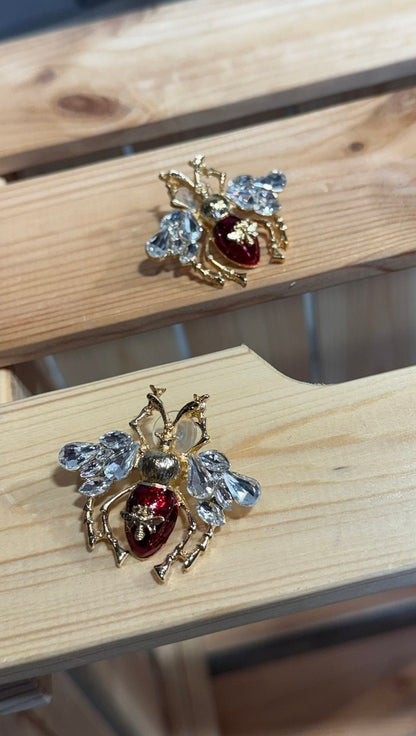  ΚΑΡΦΙΤΣΑ BEE RED - Vesta Donna 