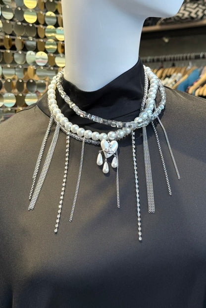 ΚΟΛΙΕ ΠΕΡΛΕΣ ΧΑΝΤΡΕΣ ΜΕ ΚΡΕΜΑΣΤΗ ΚΑΡΔΙΑ