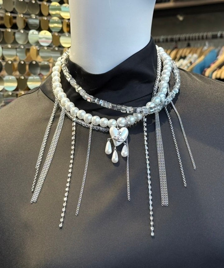 ΚΟΛΙΕ ΠΕΡΛΕΣ ΧΑΝΤΡΕΣ ΜΕ ΚΡΕΜΑΣΤΗ ΚΑΡΔΙΑ