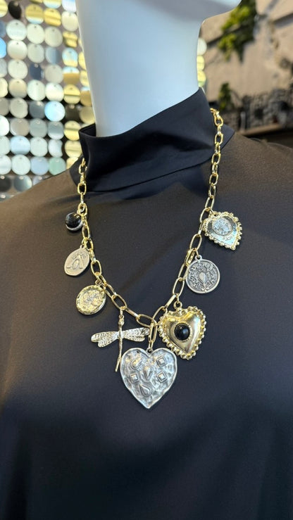 ΚΟΛΙΕ ΑΛΥΣΙΔΑ ΚΑΙ ΔΙΧΡΩΜΑ ΚΡΕΜΑΣΤΑ