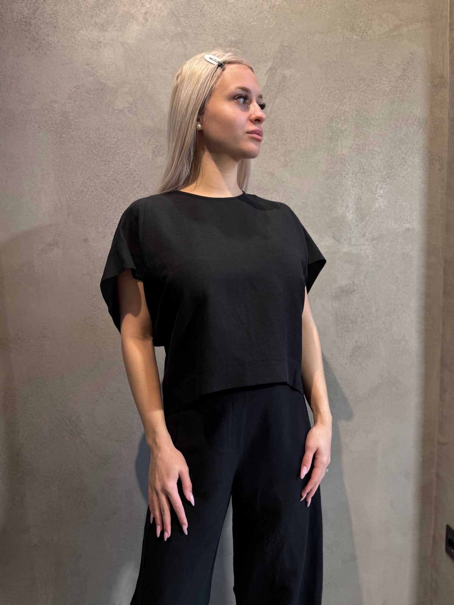 LORRIE TOP BLACK