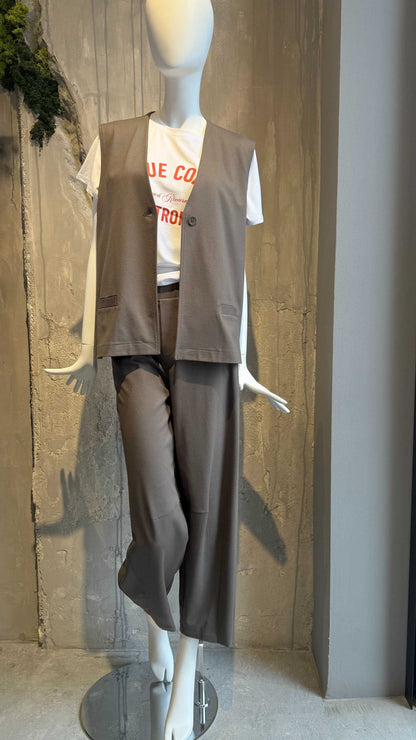 CARMIN SLEEVELESS SET