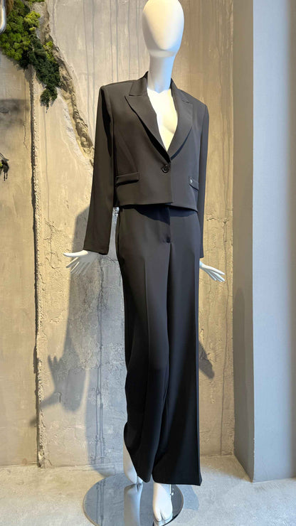  MODERN BLACK CROP SET - Vesta Donna 
