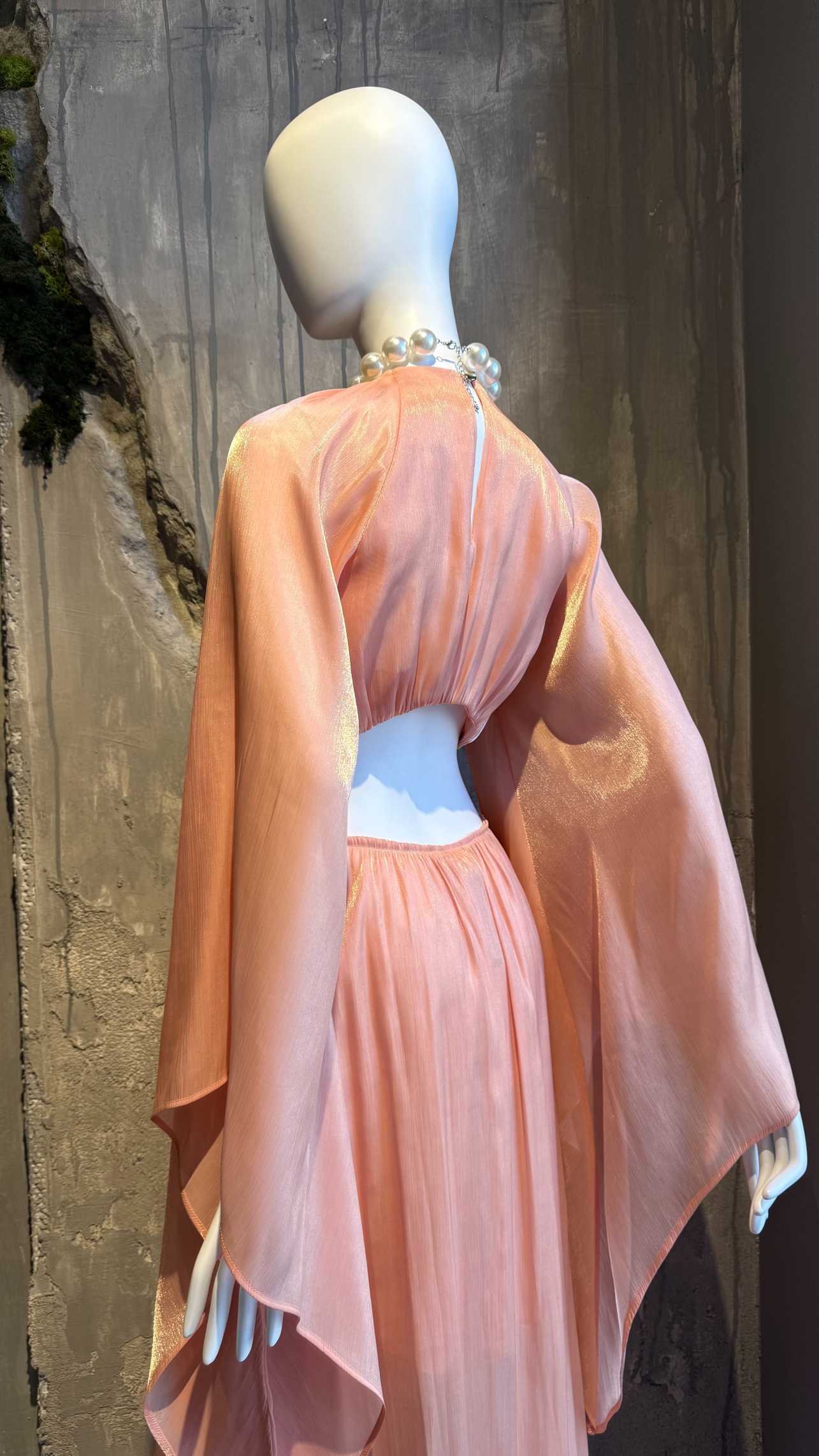 SEEZY CUT OUT DRESS PEACH